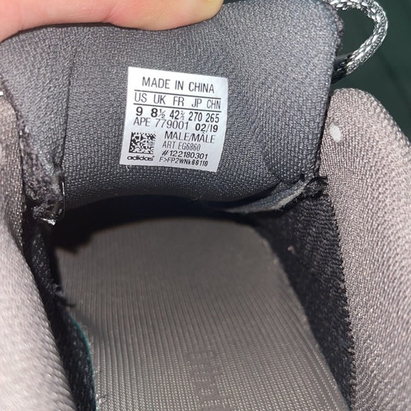 Yeezy Boost v2 Geode - Picture 5 of 6